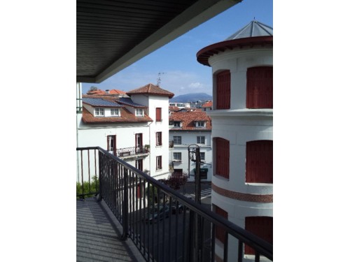 APPARTEMENT en location vacances à ST JEAN DE LUZ CENTRE VILLE