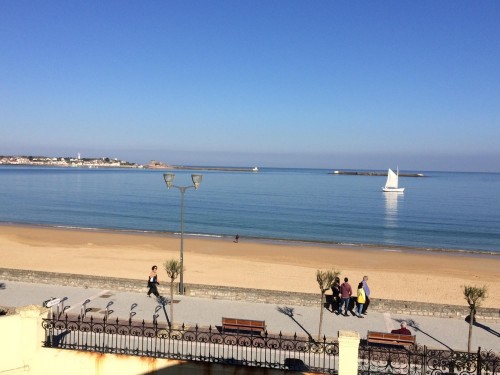 APPARTEMENT VUE SUR MER AVEC PARKING PRIVE