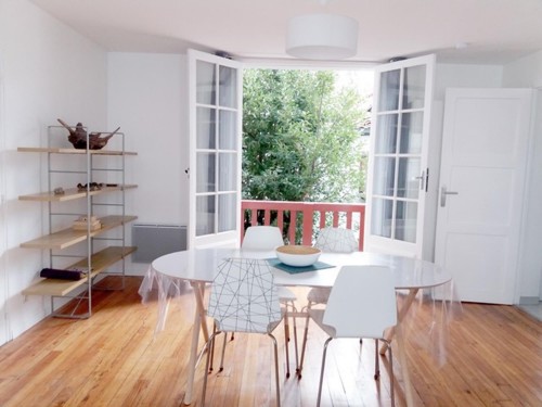 Bel appartement avec balcon en location vacances à ST JEAN DE LUZ CENTRE-VILLE