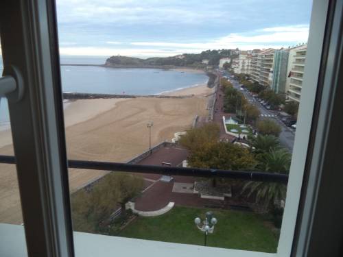 APPARTEMENT VUE MER en location vacances à St Jean de Luz Grande Plage