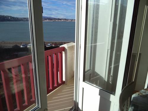 Bel appartement avec vue sur mer en location vacances à St Jean de Luz  (plage)
