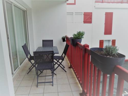 Agréable duplex avec parking privé en location vacances à Saint Jean de Luz Quartier du Lac