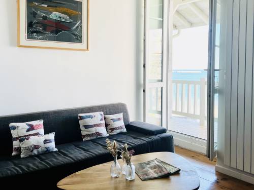 Appartement vue sur mer avec parking