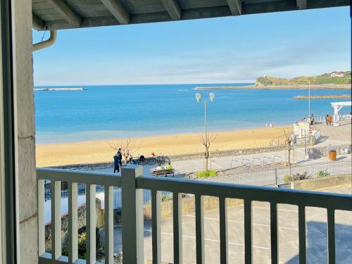Appart vue sur mer avec parking privé en location vacances à ST JEAN DE LUZ (GRANDE PLAGE)
