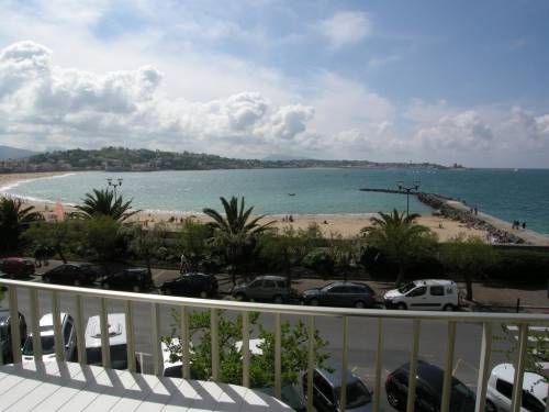 Appartement face mer en location vacances à ST JEAN DE LUZ PLAGE