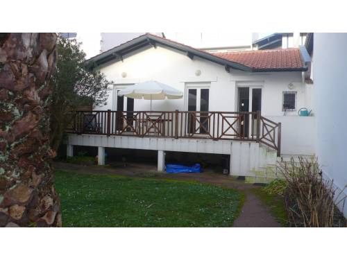 Maison de ville en location vacances à ST JEAN DE LUZ
