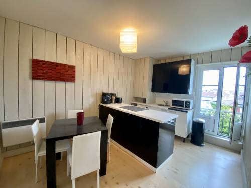 BEL APPARTEMENT en location vacances à ST JEAN DE LUZ CENTRE