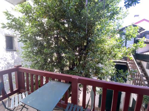 Bel appartement avec balcon en location vacances à ST JEAN DE LUZ CENTRE-VILLE