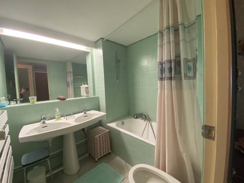Bel appartement avec vue sur mer en location vacances à ST JEAN DE LUZ (grande plage)