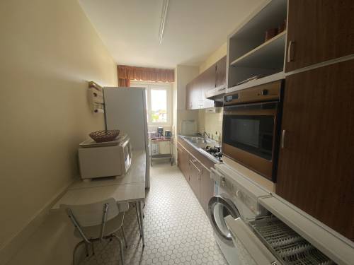 Bel appartement avec vue sur mer en location vacances à ST JEAN DE LUZ (grande plage)