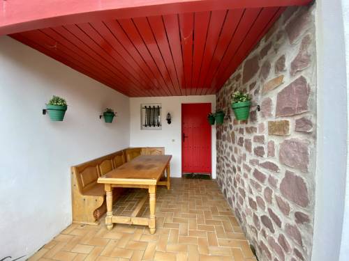 MAISON DANS COMPLEXE AVEC PISCINE en location vacances à ST JEAN DE LUZ (ACOTZ)