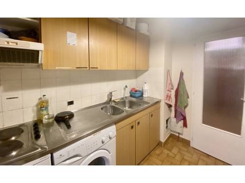 APPARTEMENT AVEC TERRASSE ET PARKING en location vacances à ST JEAN DE LUZ CENTRE