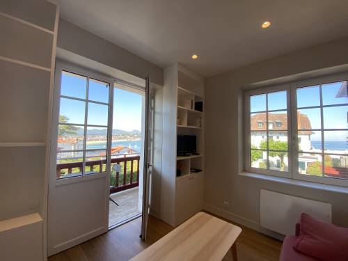 Appartement vue sur mer en location vacances à ST JEAN DE LUZ (Sainte Barbe)