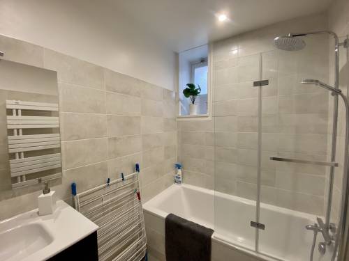 APPARTEMENT PROCHE GRANDE PLAGE en location vacances à ST JEAN DE LUZ VIEILLE VILLE