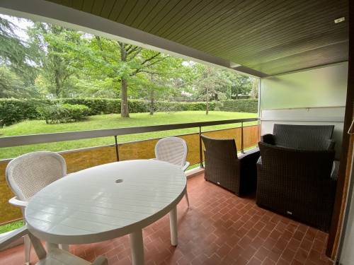 Agréable T1 avec terrasse en location vacances à ST JEAN DE LUZ (centre)