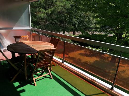 STUDIO AVEC TERRASSE ET PARKING en location vacances à ST JEAN DE LUZ PROCHE CENTRE