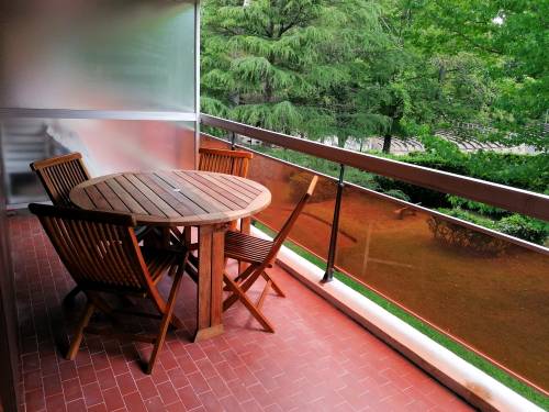 STUDIO AVEC TERRASSE ET PARKING en location vacances à ST JEAN DE LUZ PROCHE CENTRE