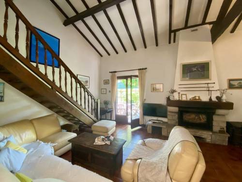 Belle maison avec jardin en location vacances à 