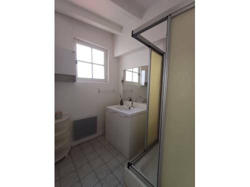 Appartement aperçu mer et montagnes en location vacances à Saint Jean de Luz