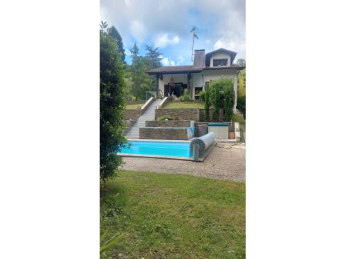 belle piscine avec pull house