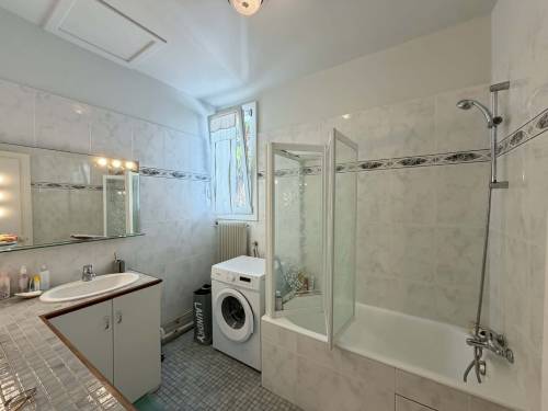 Appartement proche plage en location vacances à ST JEAN DE LUZ (quartier du Lac)