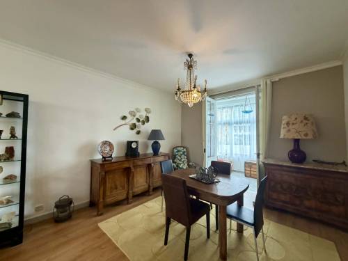 Bel appartement spacieux avec terrasse